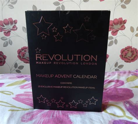 Beauty Waterfall: Makeup Revolution Advent Calendar