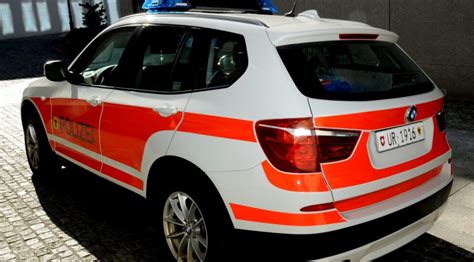 Erstfeld UR Carkontrolle Der Kantonspolizei Uri Ein Fahrzeug