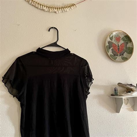 Hot Topic Women S Black Crop Top Depop