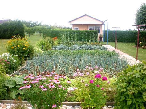 R Aliser Un Potager En Carr Fa On Permaculture Ma Passion Du Verger