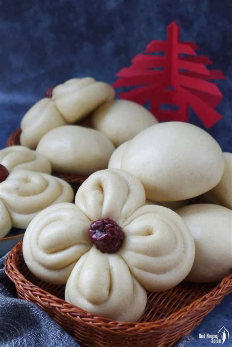 Mantou (馒头), Chinese steamed buns | Recipe | Steamed buns, Steam buns ...