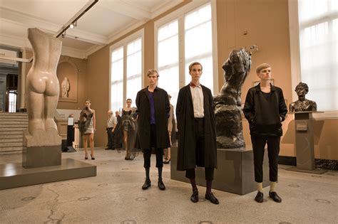 Central Saint Martins graduates are dominating the fashion week 34