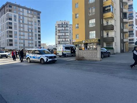 Kayseri De Zel Harekat Polisi Evinde L Bulundu Haberler