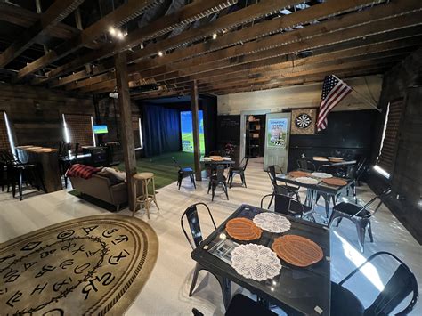 A smith street building holds a hidden prohibition room 5