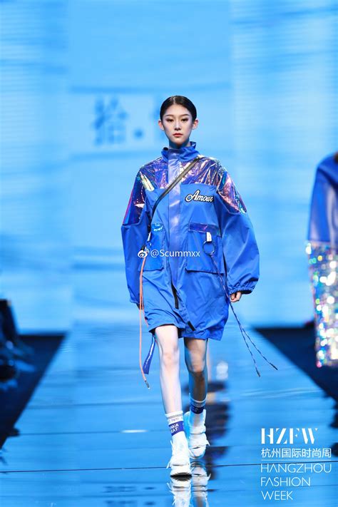 Nh Ng C P I Hot Nh T Mxh Trung Qu C T Nh Y U U C Quy Chu N Ch C N Th Ng Nhau L C R I