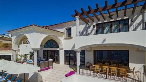 Cabo San Lucas Villas for Rent & Luxury Vacation Rentals | VILLAWAY®