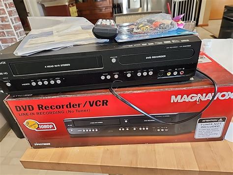 Magnavox ZV427MG9 VCR DVD Recorder Combo Tested Working Remote