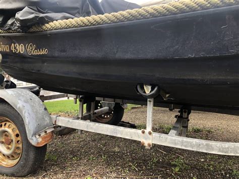 Reparatie Corsiva 430 Rijnsburg, gat in onderkant - OfferteHaven.nl