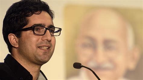 Former IAS officer Shah Faesal to launch political party in Srinagar today - Hindustan Times