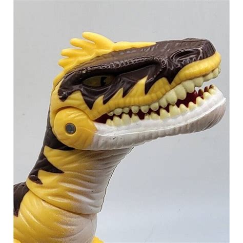 Velociraptor Hasbro PLAYSKOOL HEROES Jurassic World JW Dinosaur LIGHT ...