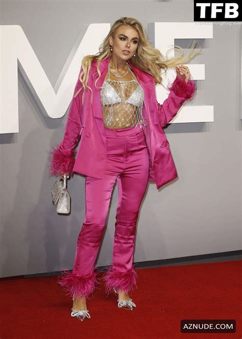 Tallia Storm Sexy Seen Showing Off Her Hot Tits At The Menu Premiere In London AZNude