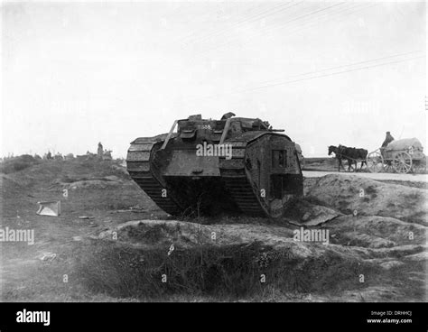 Frankreich Kaputter Panzer Fotos Und Bildmaterial In Hoher Aufl Sung