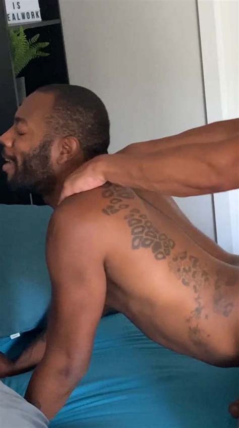 August Alexander le modèle du site porno gay Universblack