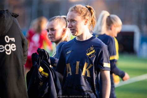 220220 AIK KIF Örebro DFF 220220 AIK s Caroline Murray i Flickr