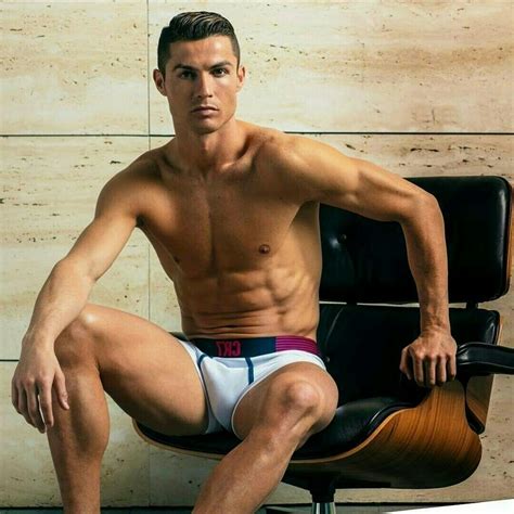 Бугорки в трусах - 86 фото