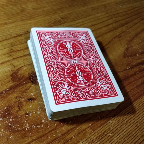 How to Easily Shuffle Cards : 8 Steps - Instructables