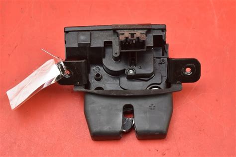 ZAMEK KLAPY TYŁ TYLNEJ FORD FIESTA MK7 3D 08R 12103968171 oficjalne