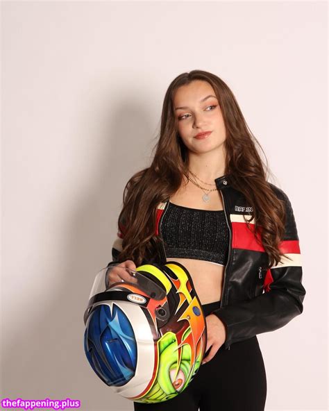 Skye Upshall Skyebluewantsu Skyeofficial Nude OnlyFans Photo The Fappening Plus