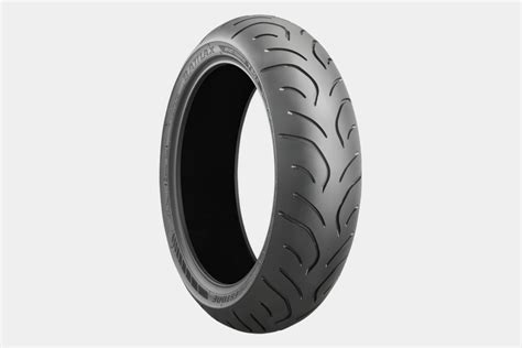 Downpour 10 Best Rain Tires For Motorcycles Improb