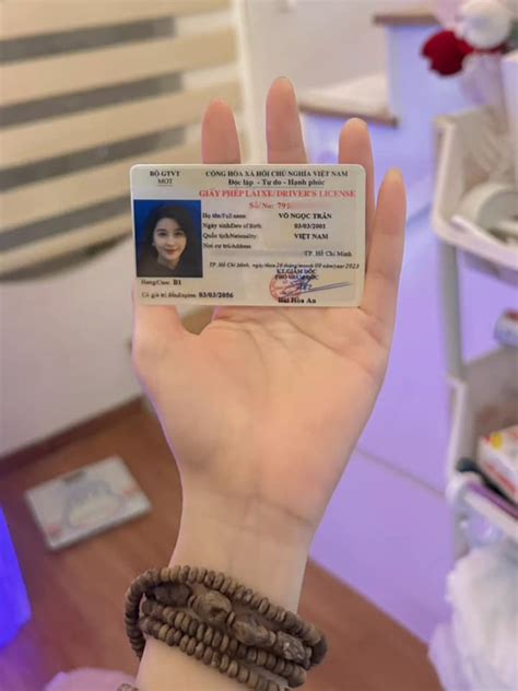 Hot girl 10X vào vai tài xế buông một câu cực ngọt khiến fan nam đổ đứ đừ Vợ quốc dân là đây