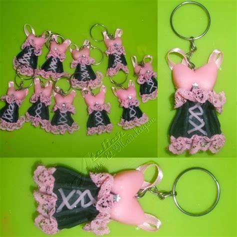 ATELIER ARTE E MODELAGEM Corselet de biscuit para lembrancinha de chá de lingerie