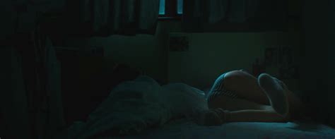 Garance Marillier nude pics página 1