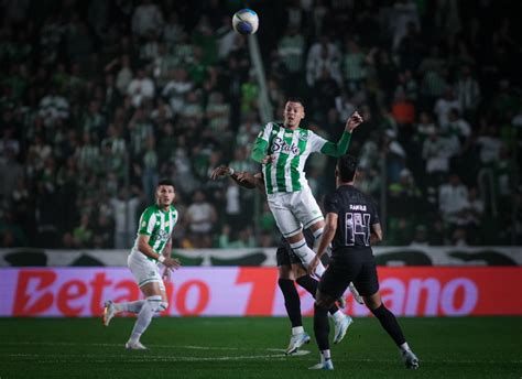 Em Noite De Estreias Corinthians Perde Para O Juventude Pela Ida Das