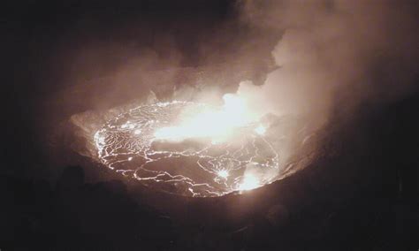 Nagła erupcja wulkanu Kilauea Władze ogłaszają najwyższy alarm