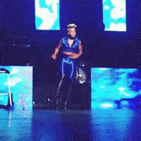 Mary JBlige Dance GIF - MaryJBlige Dance Dancing - Discover & Share GIFs