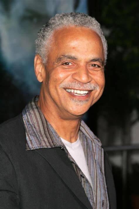 Ron Glass Complete Biography With Photos Videos