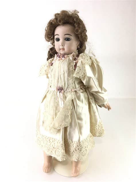 Lot - 1977 Vernon Seeley French Reproduction Doll