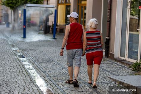 Zdjęcia do artykułu Pieniądze dla emerytów już w sierpniu i wrześniu