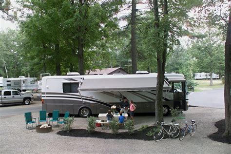 Enjoy RV Resort Camping at Lake George RV Park