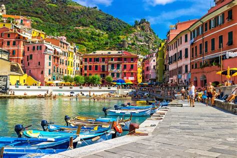 Cinque Terre Day Trip from La Spezia - Hellotickets