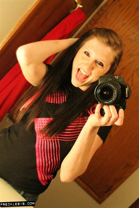 Sexy Teen Girls Freckles Takes Some Hot Pics Of Herself In The