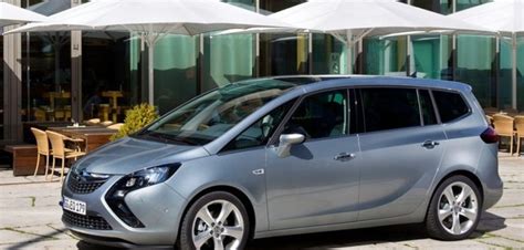 Opel Zafira Tourer C Turbo Km Van Skrzynia Automat Nap D