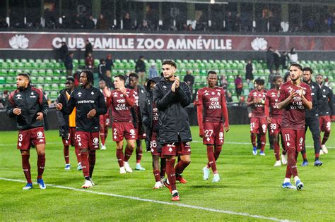 PSG FC Metz Le Groupe Messin Avec Deux Nouveaux Absents Socios FC