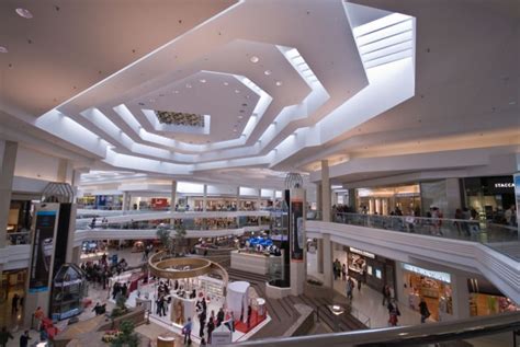 The 10 biggest malls in the USA