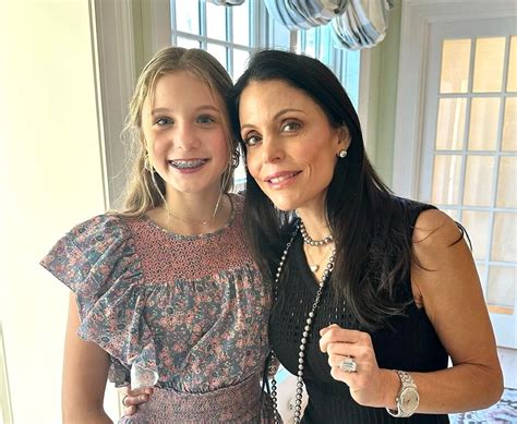 Bethenny Frankel Slammed For Posting Bikini Pics Of Daughter