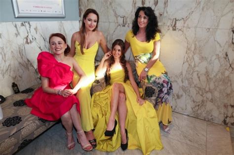 Premiéra filmu Když prší slzy erotické scény a lesbický sex upozadily scény s násilím České