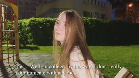 Gehen mit Sperma im Höschen nach riskantem Sex in der Öffentlichkeit xHamster