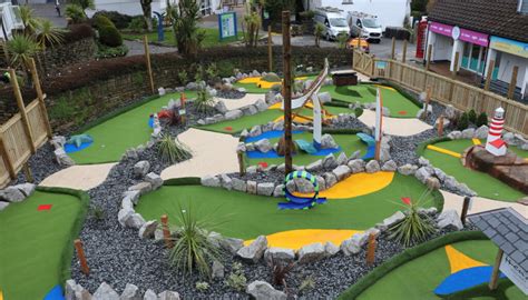 Hendra Holiday Park, Adventure Golf • Greenspan