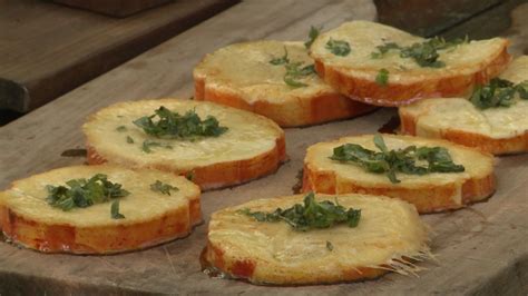 Provoleta De Queso Provolone A La Parrilla Christian Petersen