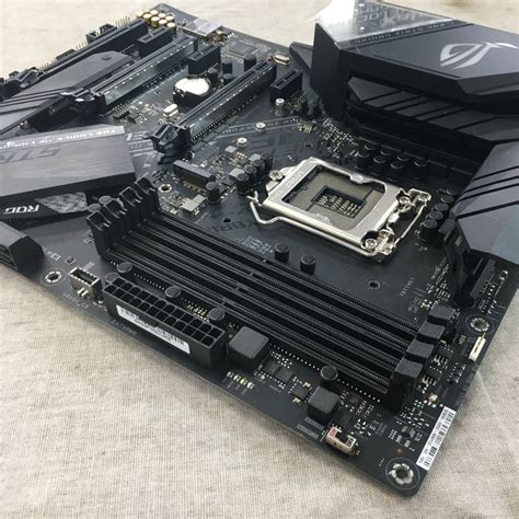 現状品 Asus Intel Z390 搭載 Lga1151対応 マザーボード Rog Strix Z390 F Gaming【atx】｜代購幫