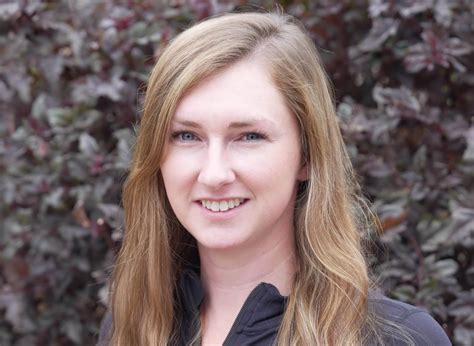 Critics react to the latest leah hushion exhibition in the city 4