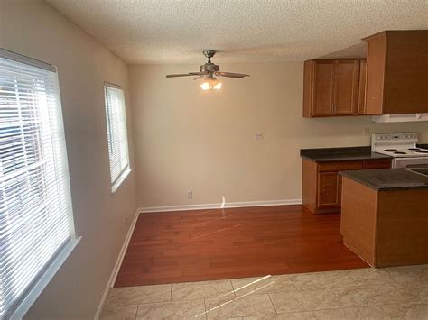 421 W Santa Ana Ave APT 2 Clovis CA 93612 Zillow