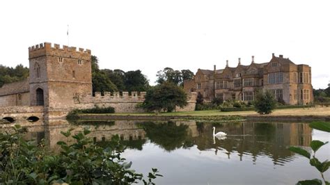 Broughton Castle Banbury The Oxford Magazine