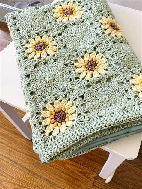 Cute Easy Trendy Clothes Crochet Free Pattern Blanket Ideas For