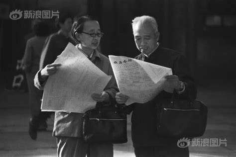 改革开放40年影像志之九：中国人迎来”市场经济“时代