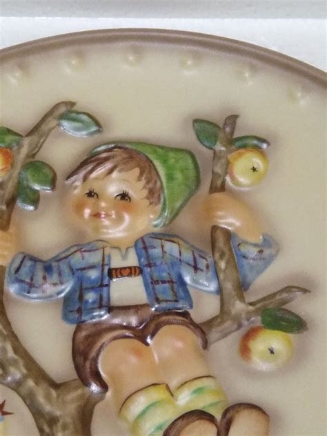 Vintage M J Hummel W Goebel Porzellan Fabrik Th Annual Plate